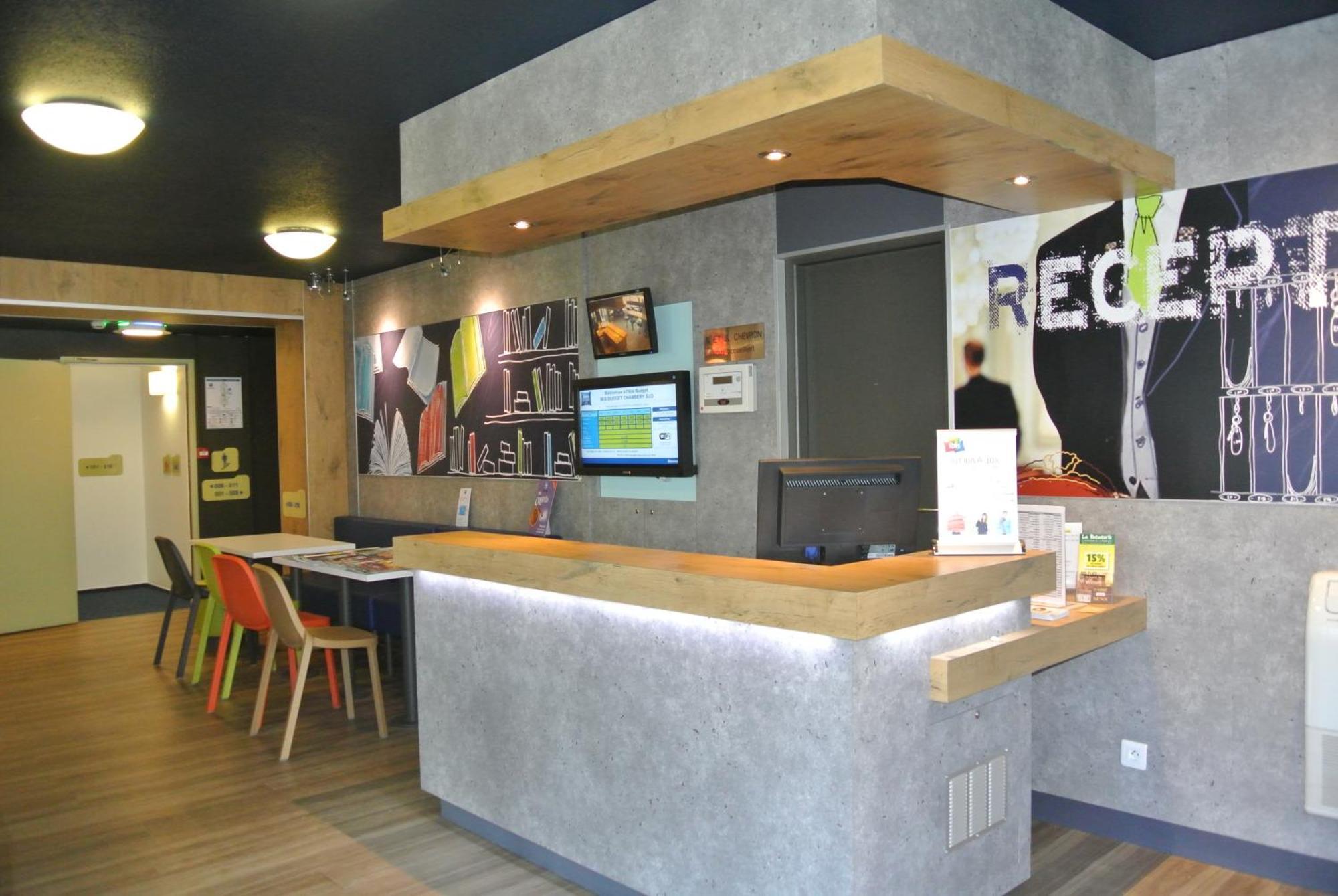 Ibis Budget Chambery Sud Challes Les Eaux Экстерьер фото