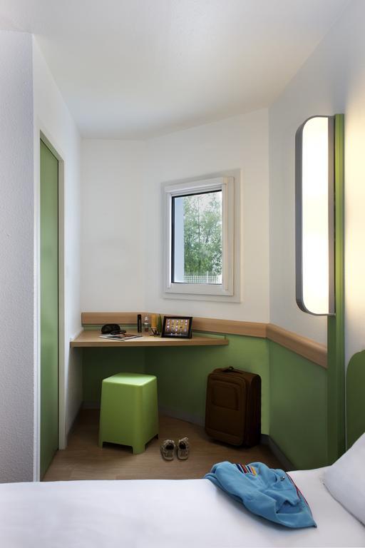 Ibis Budget Chambery Sud Challes Les Eaux Экстерьер фото
