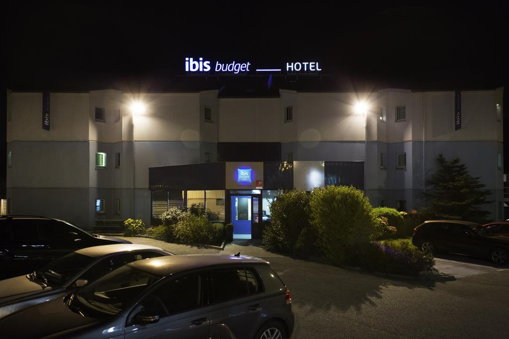 Ibis Budget Chambery Sud Challes Les Eaux Экстерьер фото